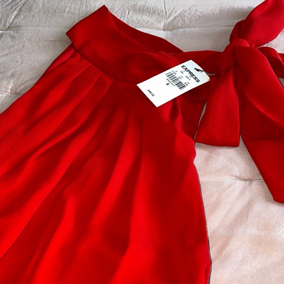 Express red chiffon halter neck dress with bow - Picture 3 of 6